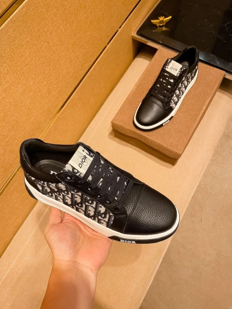 Seasonal Christian Dior Low Shoes 22354