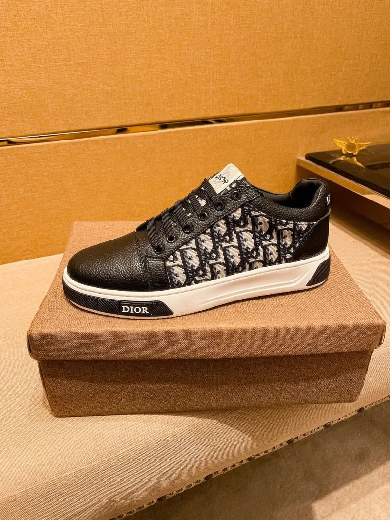 Seasonal Christian Dior Low Shoes 22354
