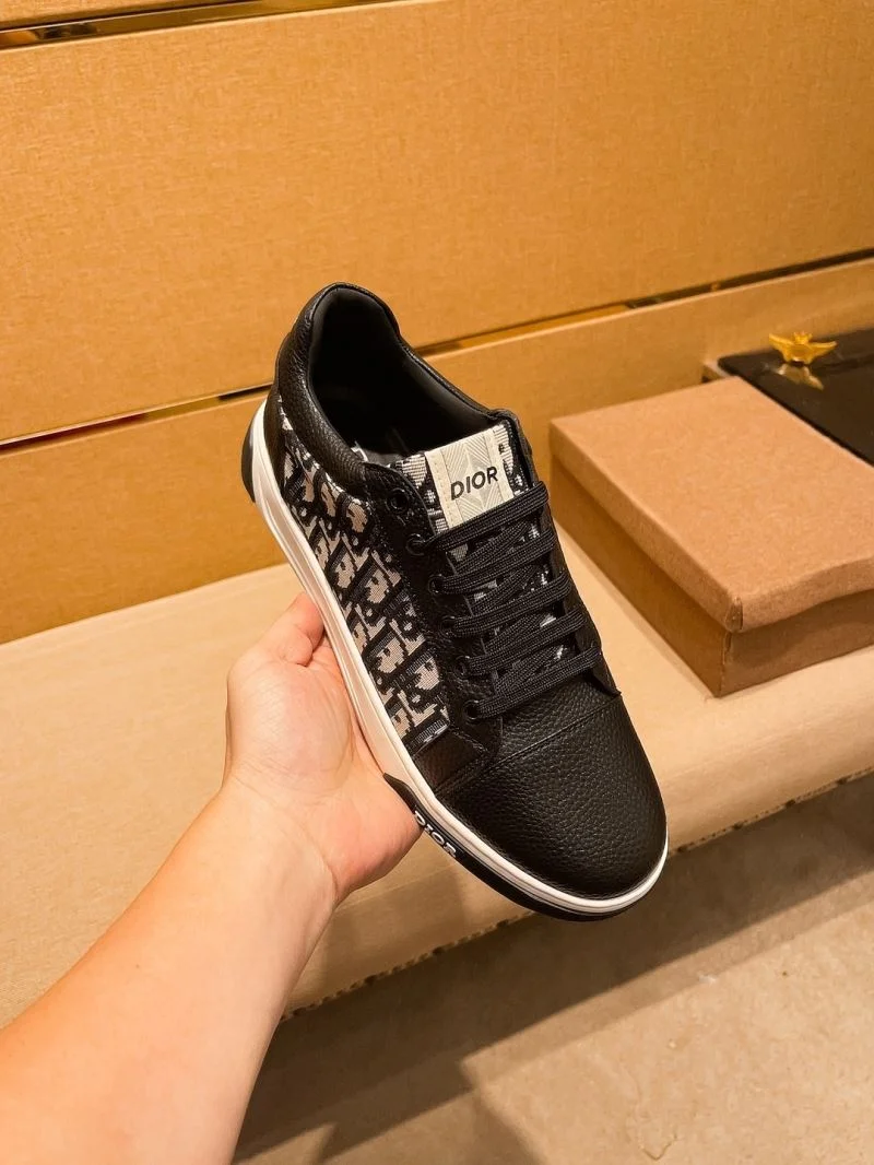 Seasonal Christian Dior Low Shoes 22354