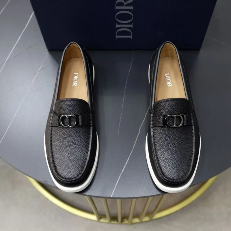 Comfortable Christian Dior Low Shoes 22311