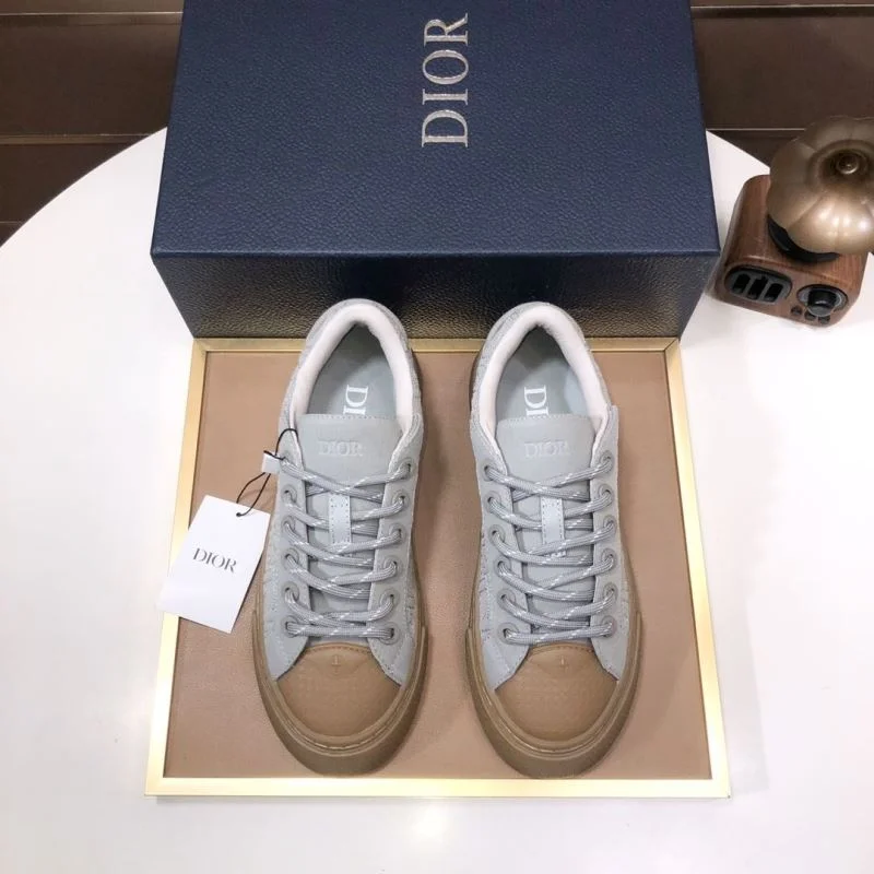 Christian Dior Low Shoes Sophisticated 22229