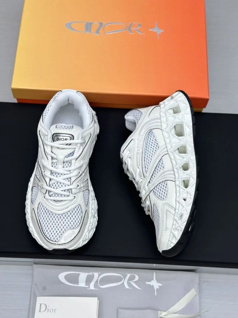 Bright Christian Dior Low Shoes 22550