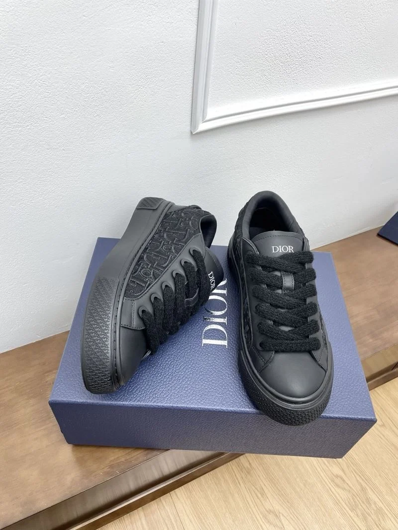 Christian Dior Low Shoes Durable 22544