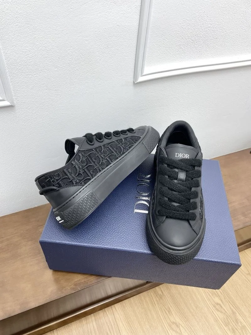 Christian Dior Low Shoes Durable 22544