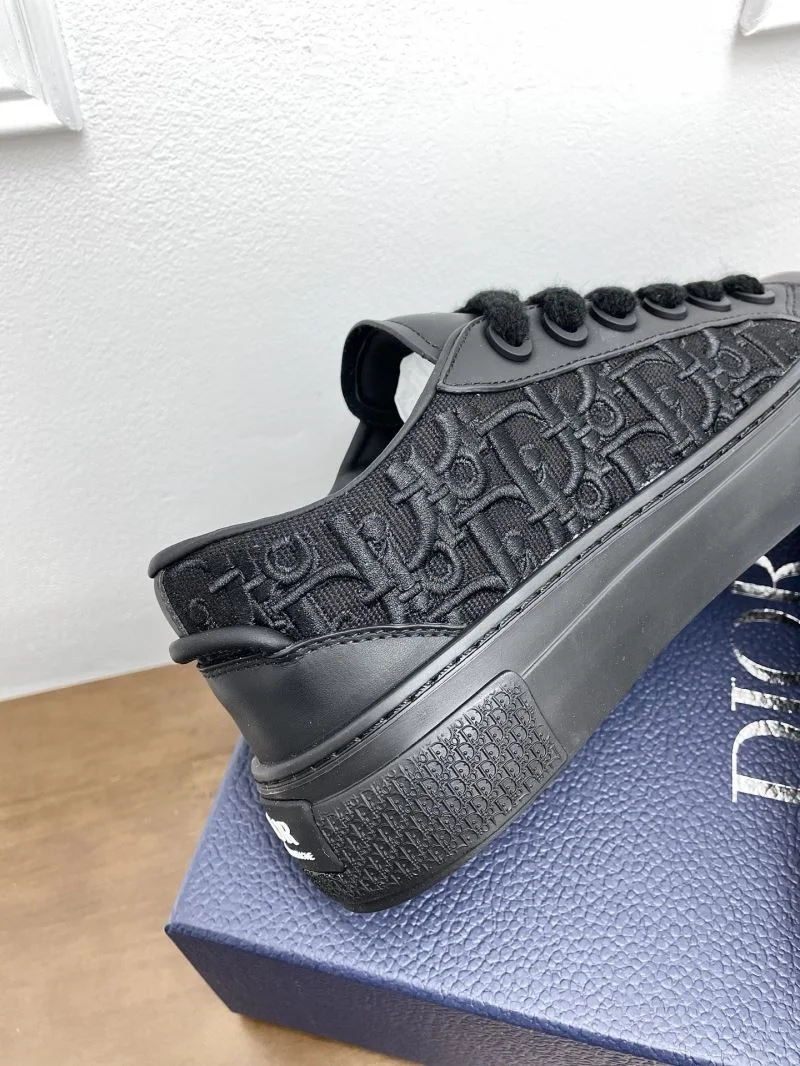 Christian Dior Low Shoes Durable 22544
