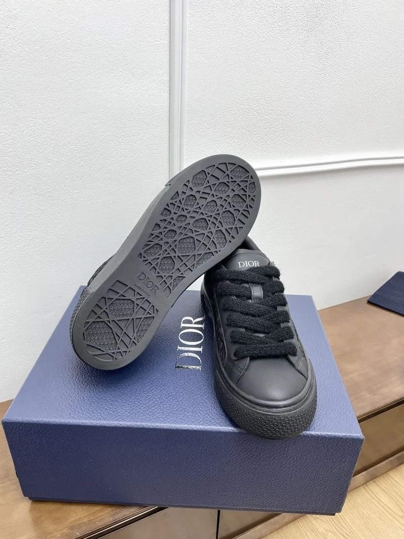 Christian Dior Low Shoes Durable 22544