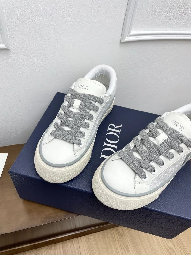 Christian Dior Low Shoes Elegant 22551