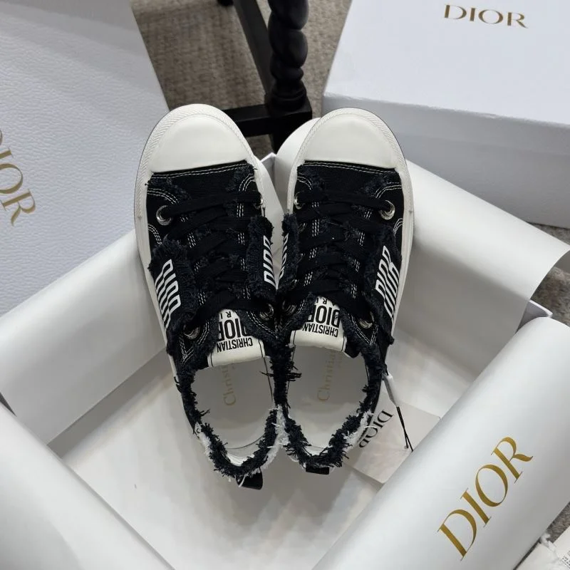 Christian Dior Low Shoes Chic 21010