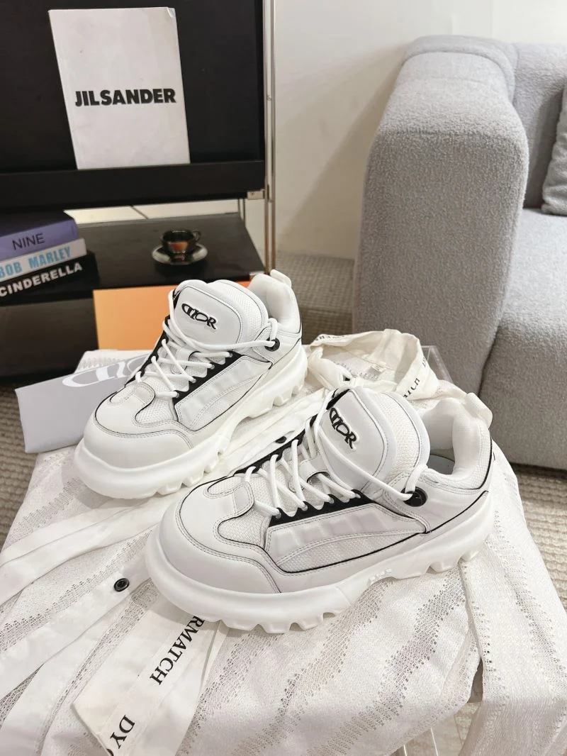 Supportive Christian Dior Low Shoes 20887
