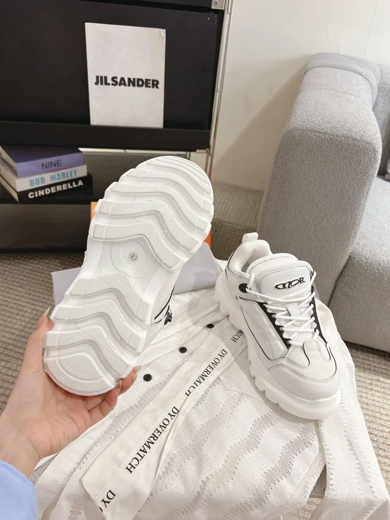 Supportive Christian Dior Low Shoes 20887