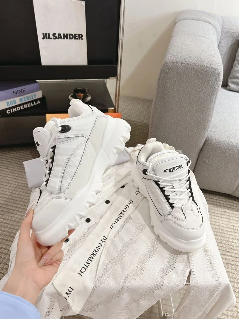Supportive Christian Dior Low Shoes 20887