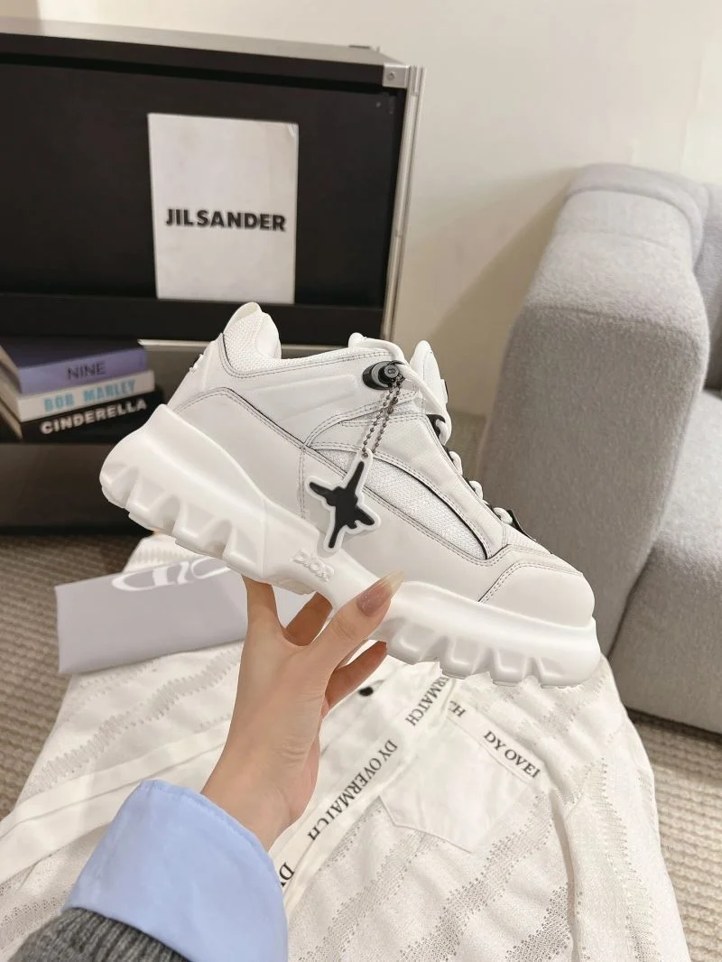 Supportive Christian Dior Low Shoes 20887