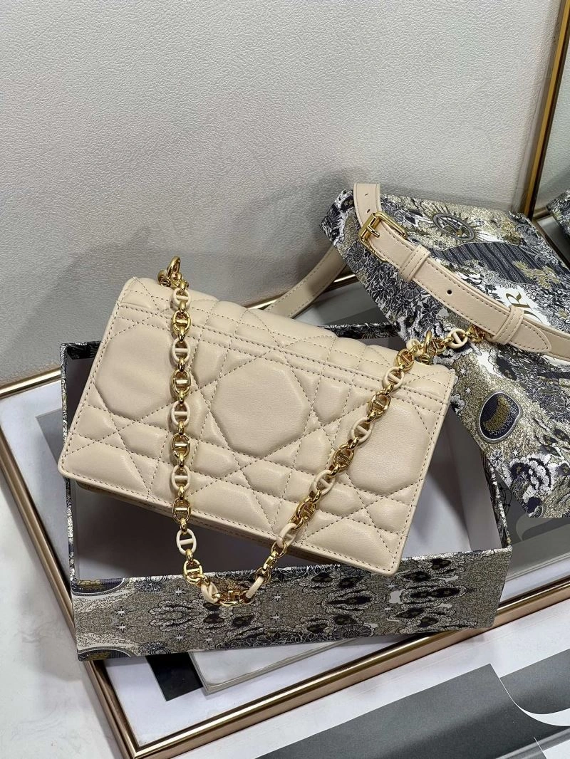 ModernLook Christian Dior Montaigne Bags 76585