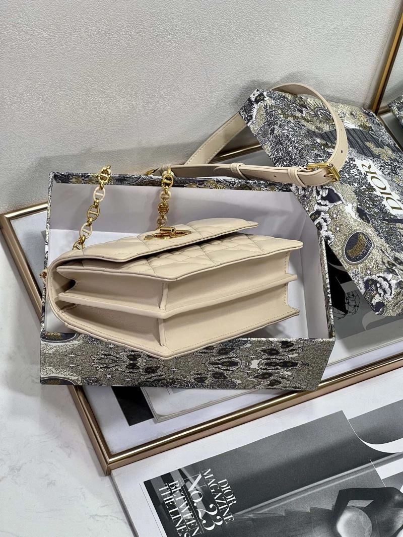 ModernLook Christian Dior Montaigne Bags 76585