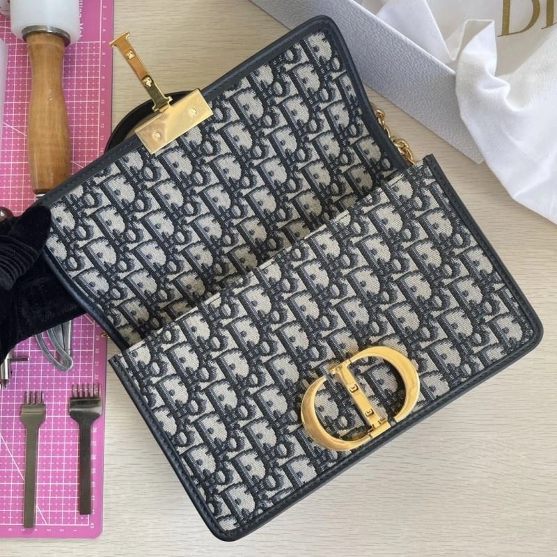 Cozy Christian Dior Montaigne Bags 76564