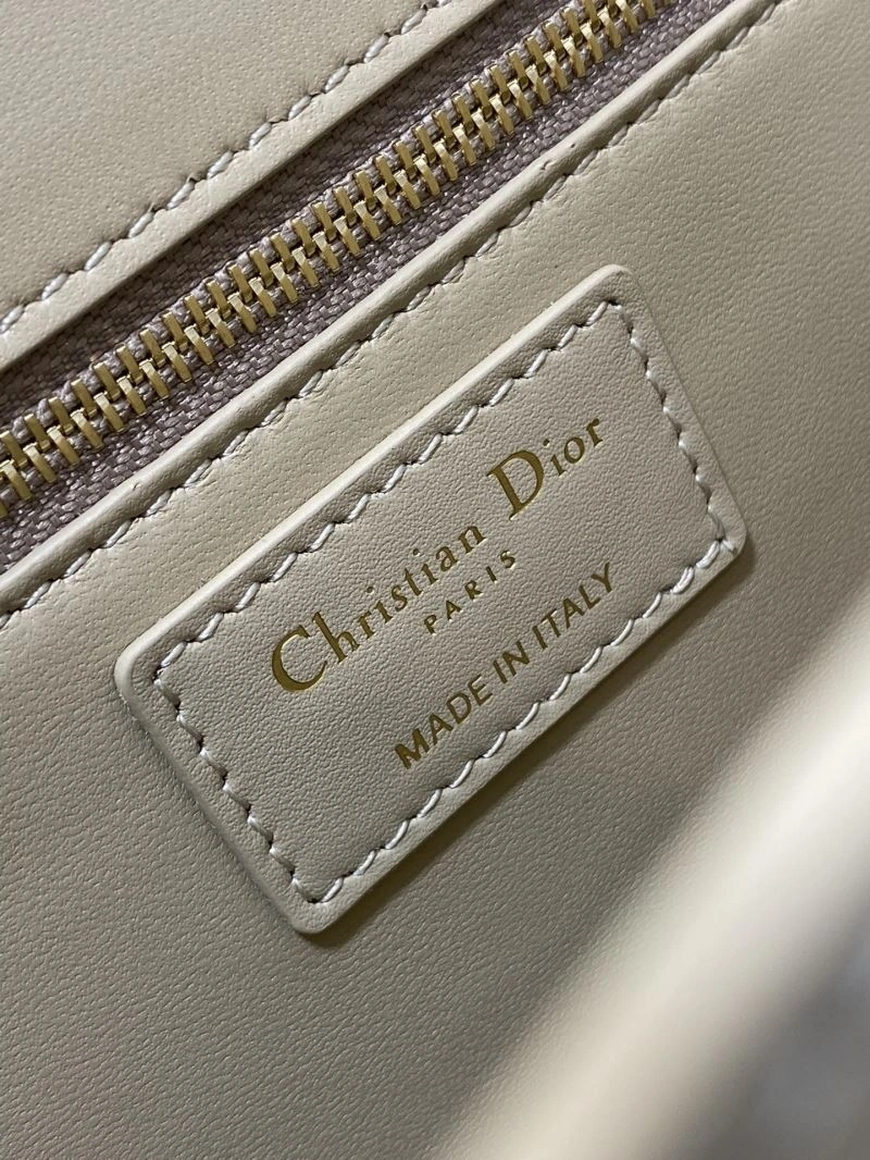 Colorful Christian Dior Montaigne Bags 76143