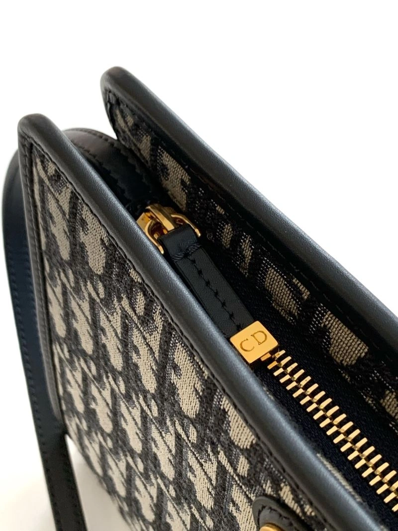 Effortless Christian Dior Montaigne Bags 64068