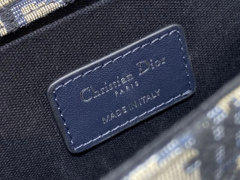 Snug Christian Dior Montaigne Bags 64061