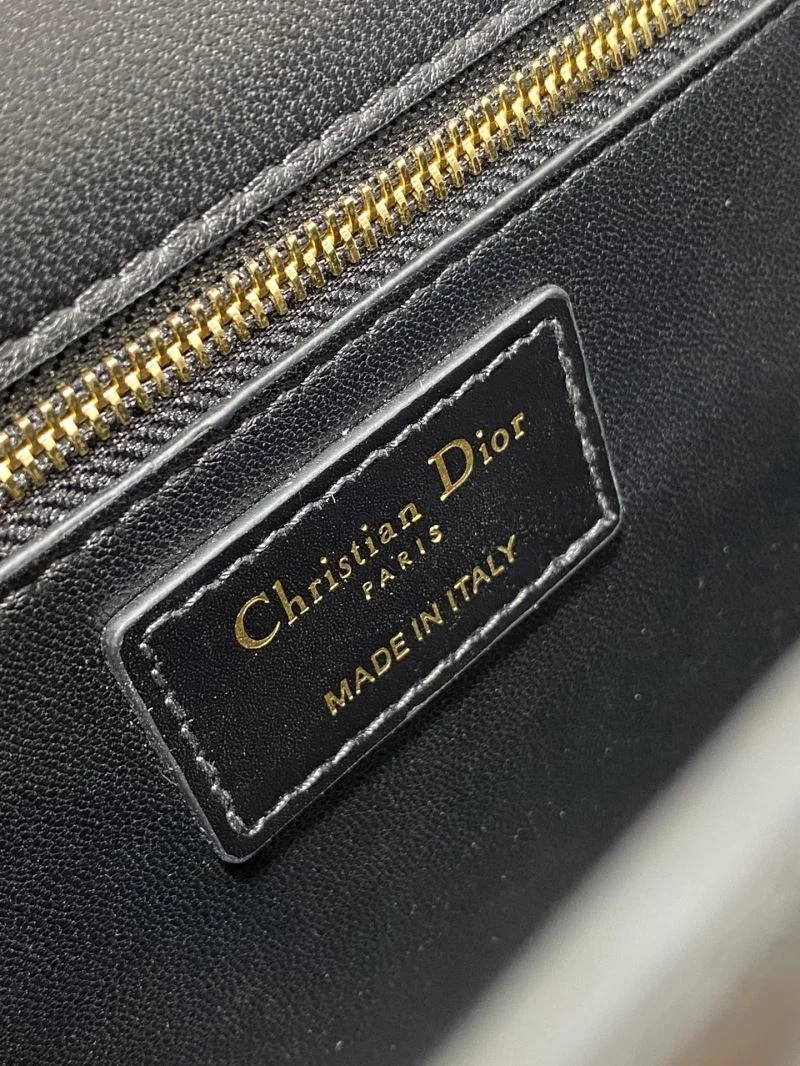 Christian Dior Montaigne Bags Bright 47557