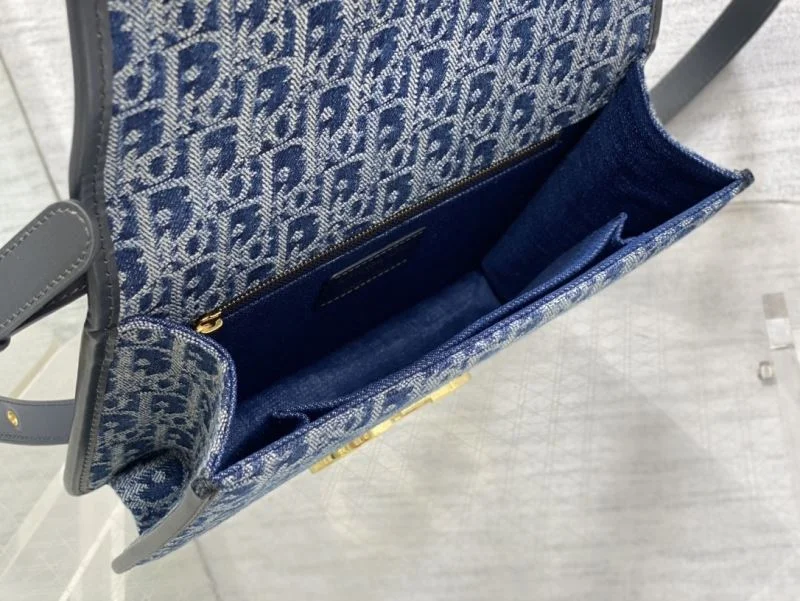 Stylish Christian Dior Montaigne Bags 47553