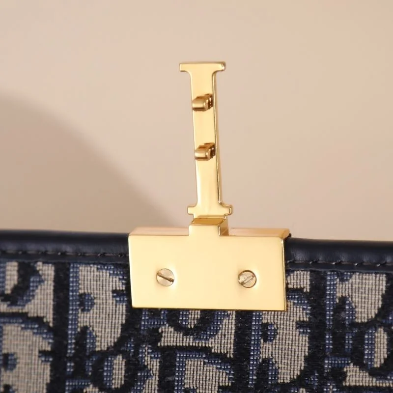 Christian Dior Montaigne Bags Effortless 46400
