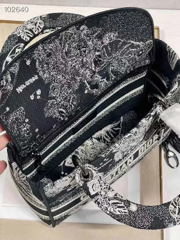 Effortless Christian Dior My Lady Bags 76393