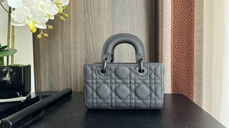 Snug Christian Dior My Lady Bags 71006