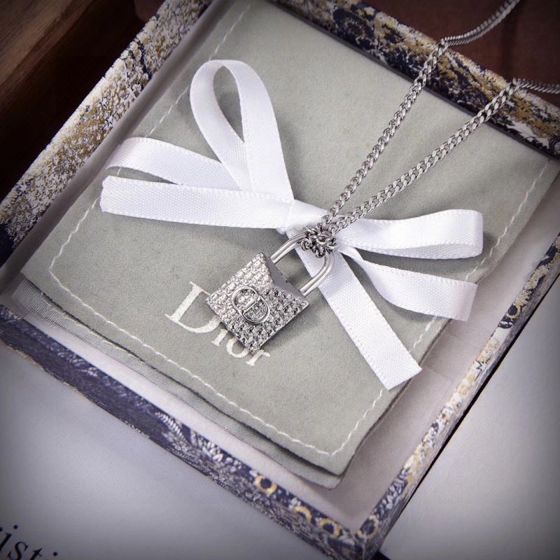 Christian Dior Necklaces GoAnywhere 235957