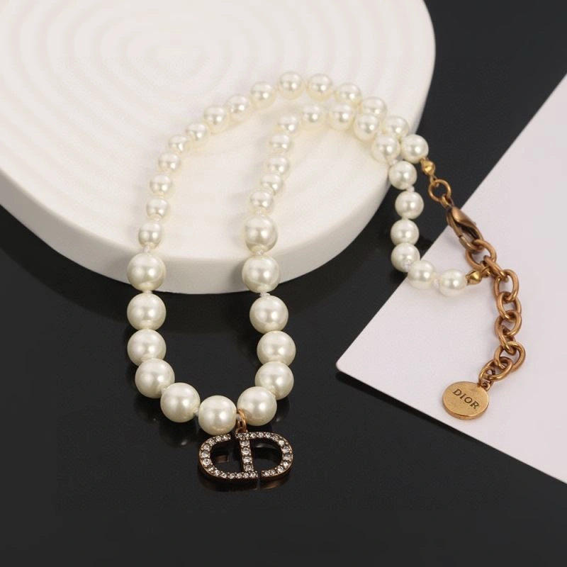 Efficient Christian Dior Necklaces 235932