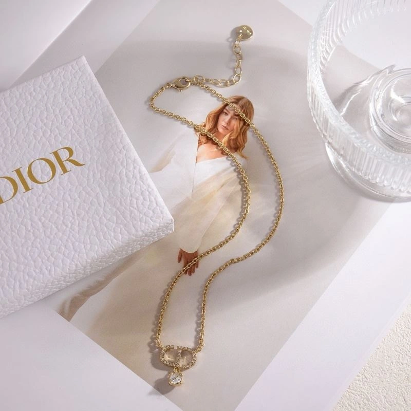 Packable Christian Dior Necklaces 235922