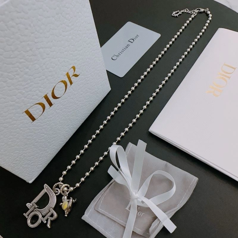 UrbanChic Christian Dior Necklaces 235776