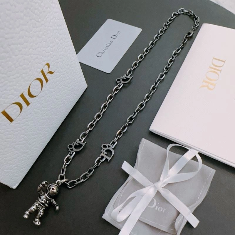MoistureWicking Christian Dior Necklaces 235780