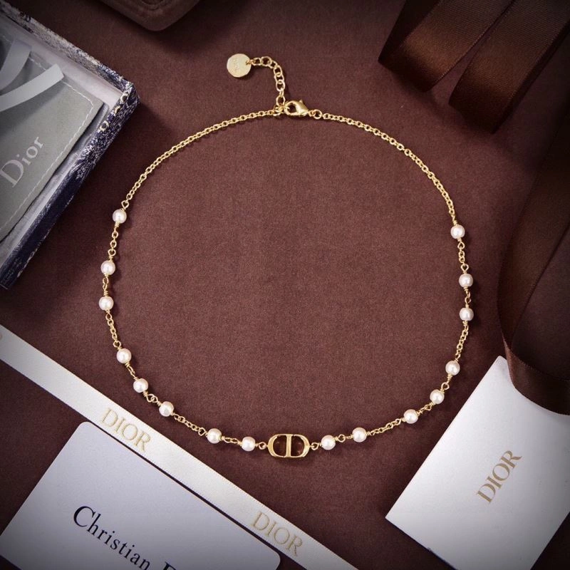 Reliable Christian Dior Necklaces 235762