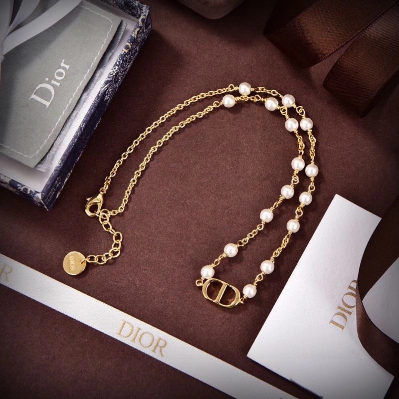 Reliable Christian Dior Necklaces 235762