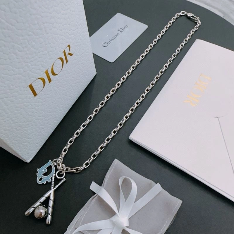 Bright Christian Dior Necklaces 235755