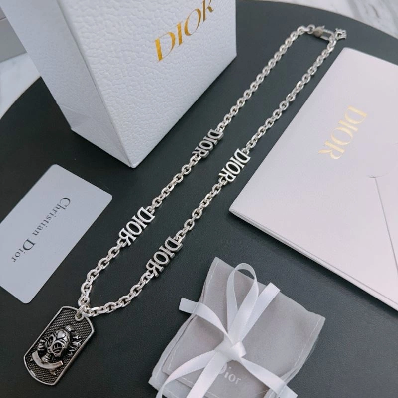 Christian Dior Necklaces TimelessDesign 235739