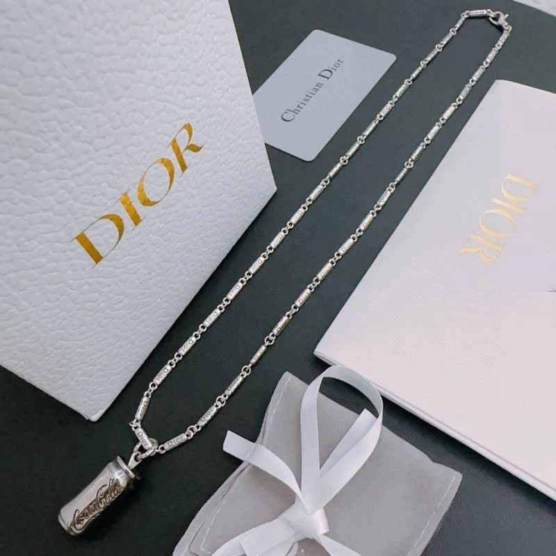Christian Dior Necklaces DailyWear 235729