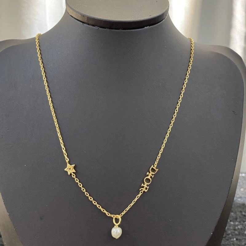 SmoothTexture Christian Dior Necklaces 236277