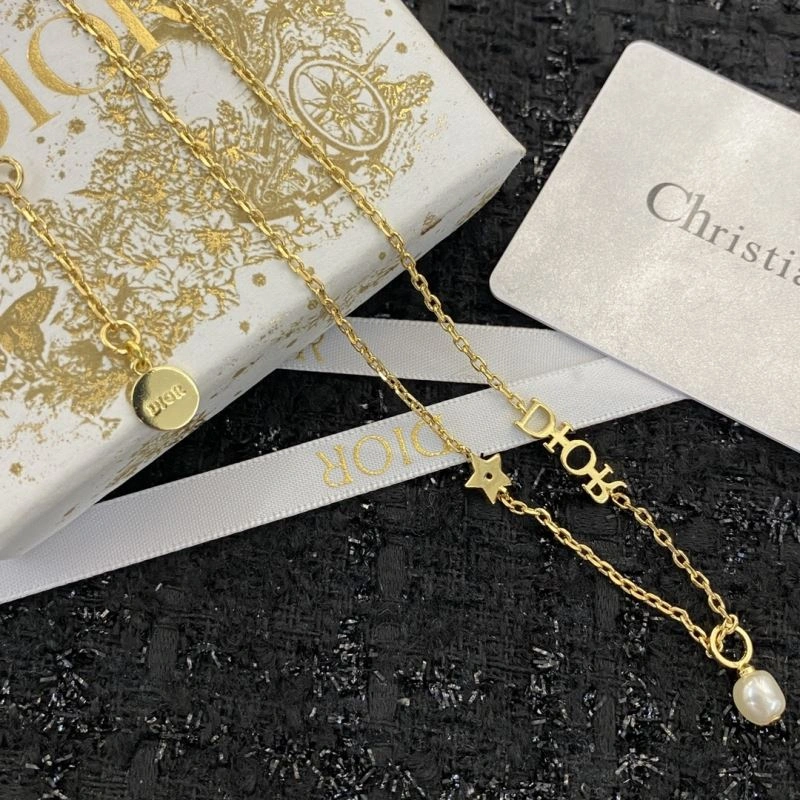 SmoothTexture Christian Dior Necklaces 236277