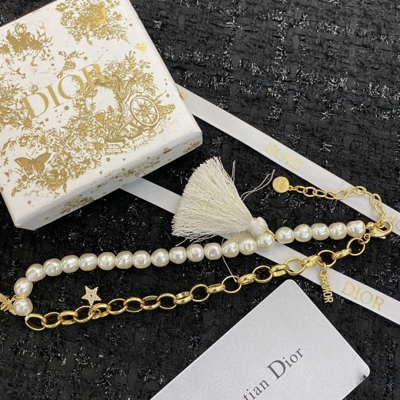 Christian Dior Necklaces Unisex 236270