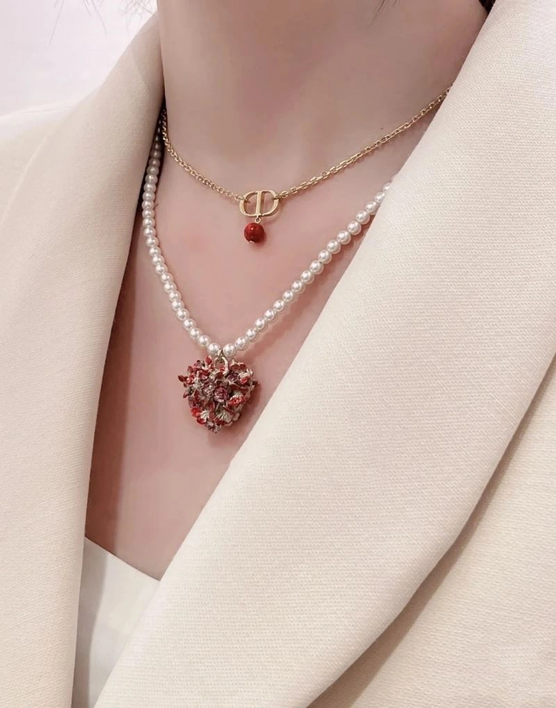 OdorResistant Christian Dior Necklaces 236280