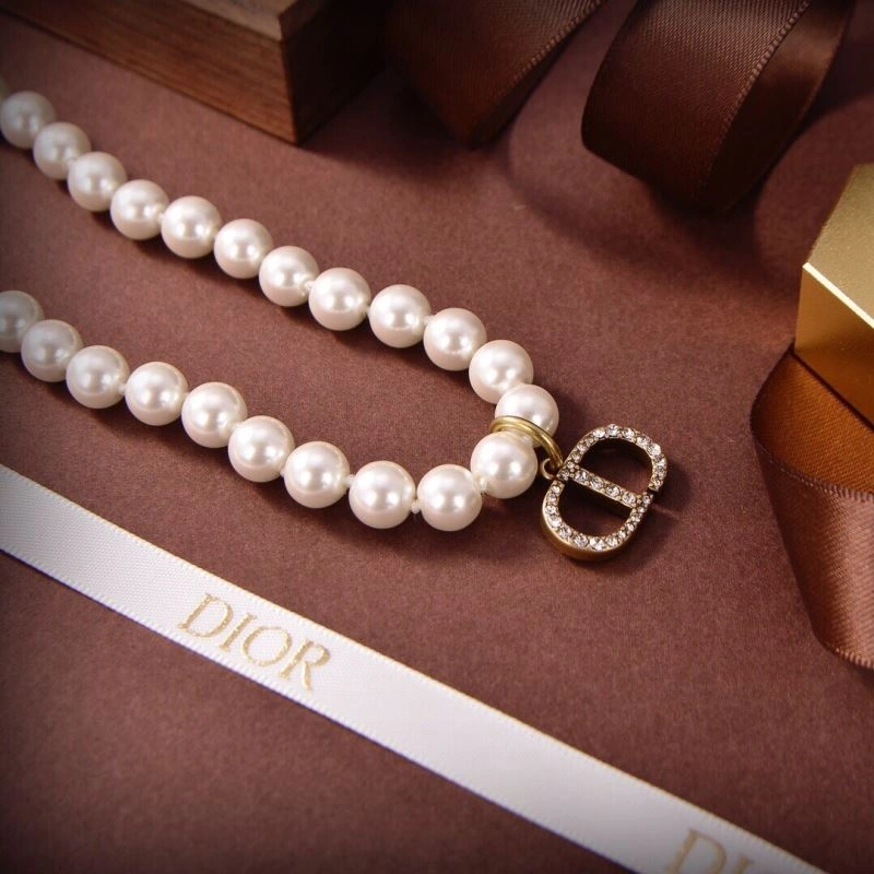 Durable Christian Dior Necklaces 236251