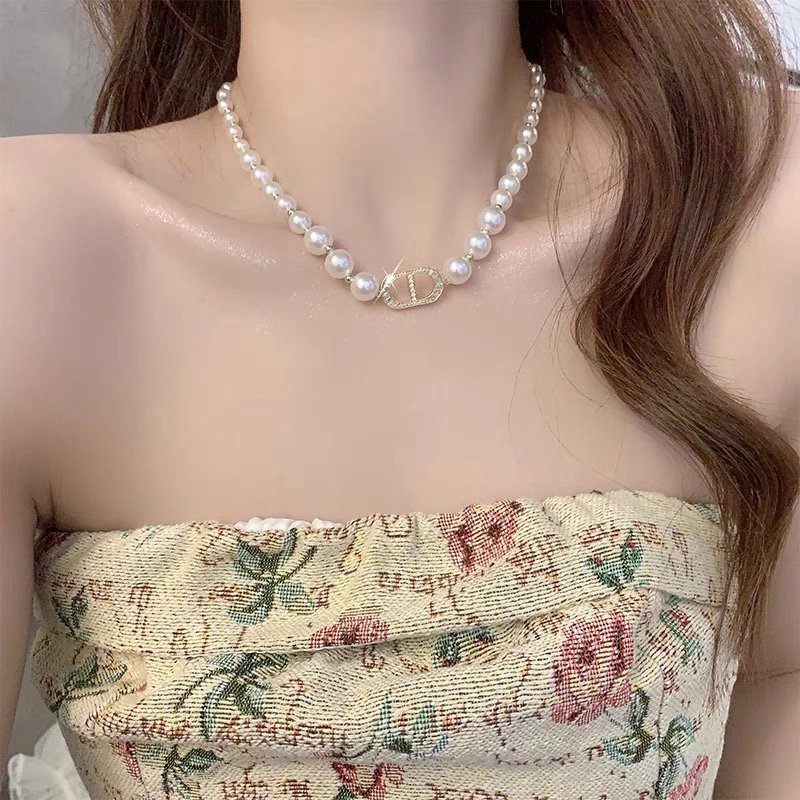 WellDesigned Christian Dior Necklaces 236247
