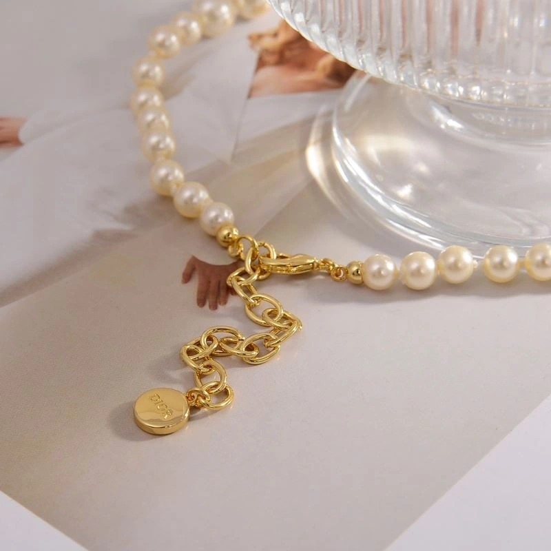 WellDesigned Christian Dior Necklaces 236247