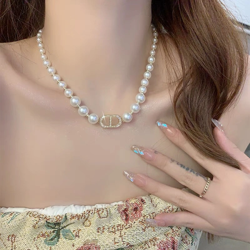 WellDesigned Christian Dior Necklaces 236247