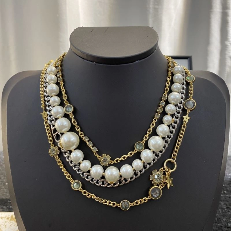 Bold Christian Dior Necklaces 236246