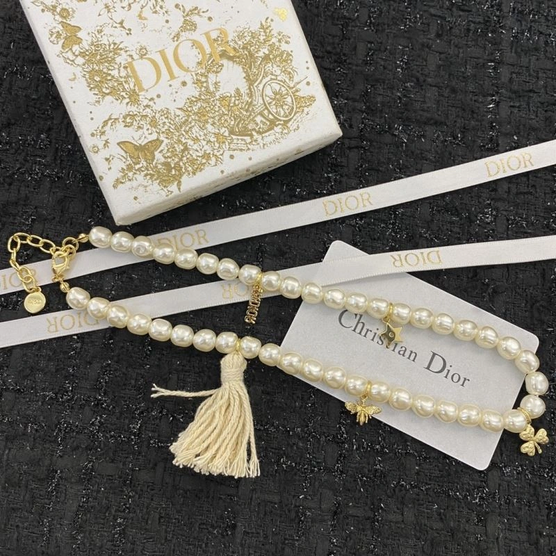 Stylish Christian Dior Necklaces 236240