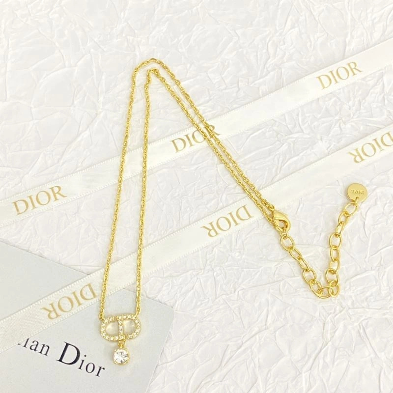 UrbanStyle Christian Dior Necklaces 236239