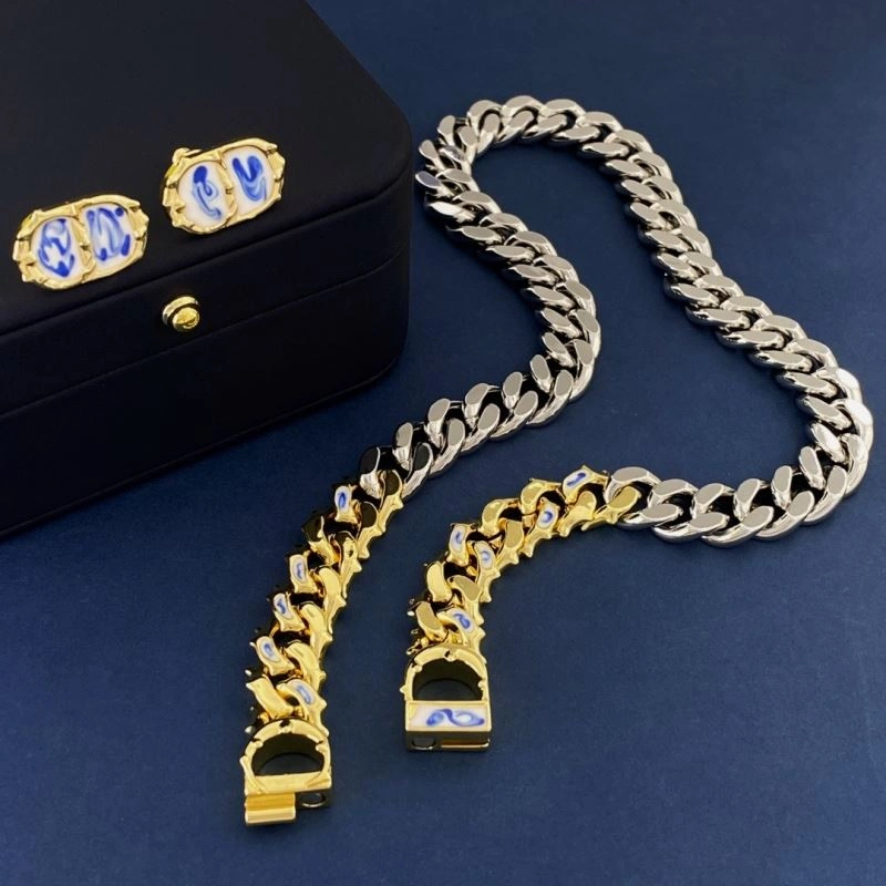 Christian Dior Necklaces Efficient 236090