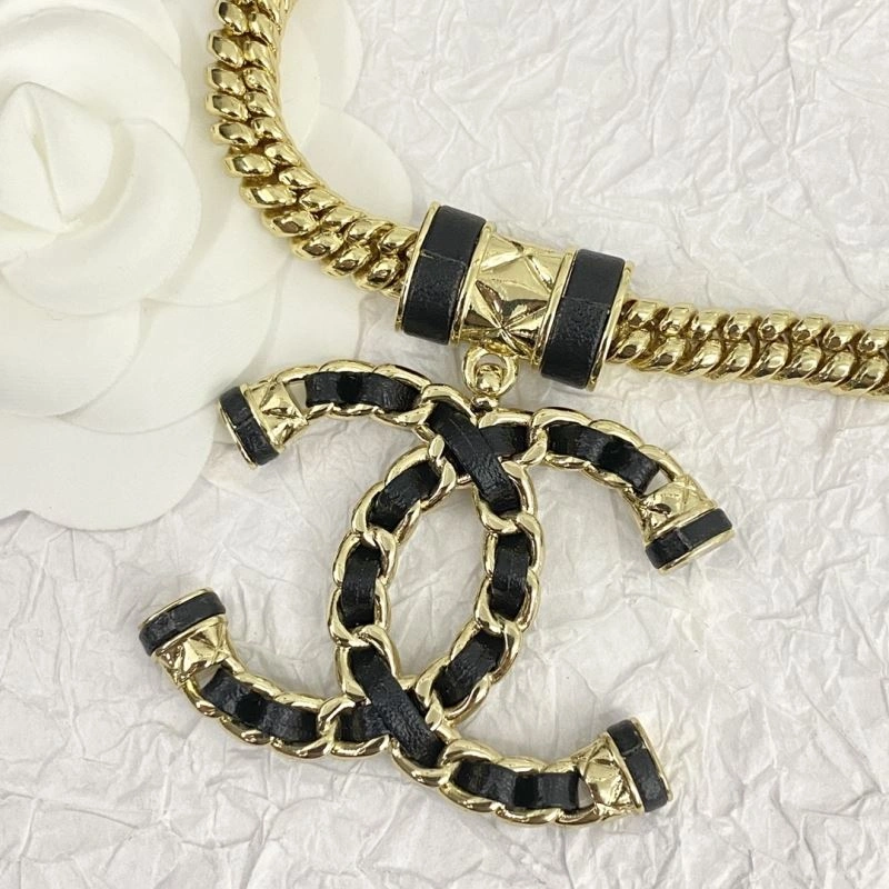 Christian Dior Necklaces Durable 236185